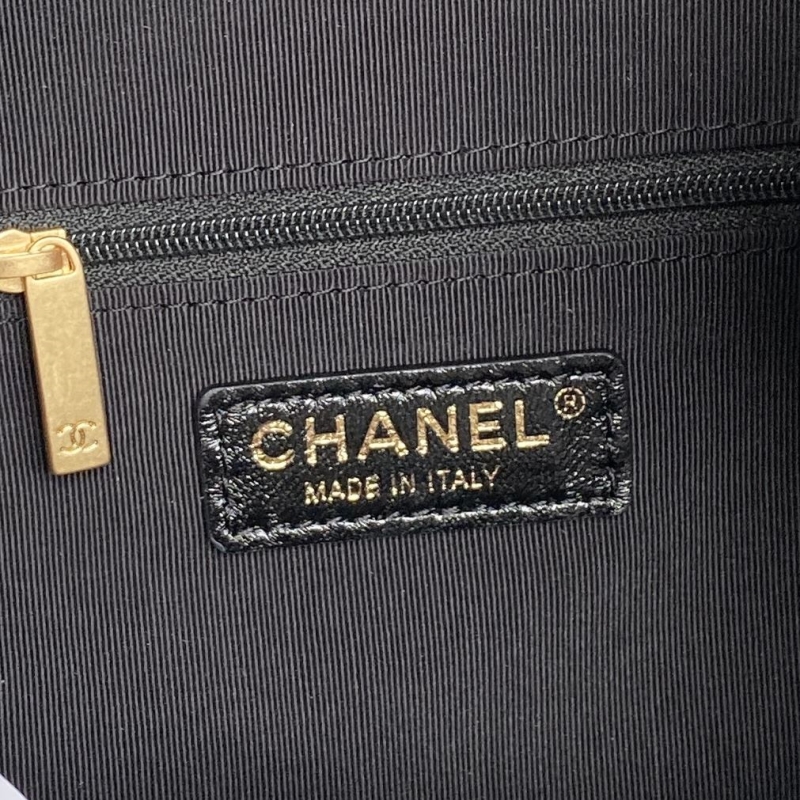 Ch**el shopping bags